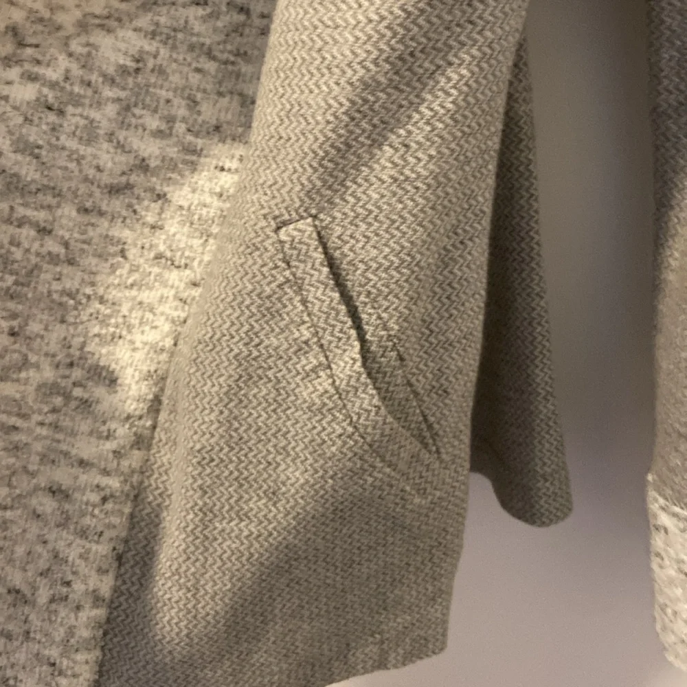 Anthropologie Faux fur trim cotton blazer with chevron print